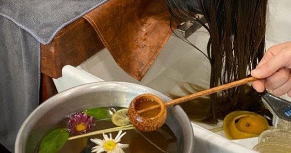 Phục hồi tóc hư tổn do uốn, sấy nhiều