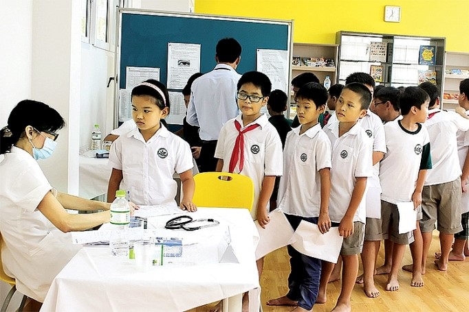 Y tế học đường thời đại số: Chăm sóc sức khỏe bằng sự thấu hiểu và công nghệ- Ảnh 1.