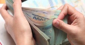 Nếu tăng lương cơ sở từ 1/7, thu nhập của cán bộ ngành Y sẽ thay đổi ra sao?