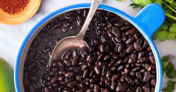 Uống nước đậu đen rang mỗi ngày có giảm mỡ?