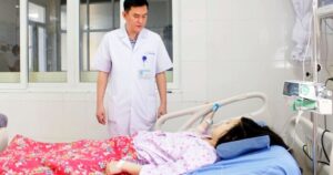 ‘Báo động đỏ’ nội viện cứu hai mẹ con sản phụ thoát lằn ranh sinh tử
