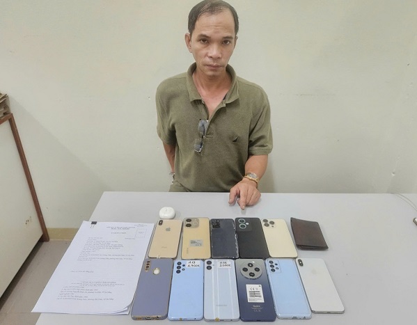 ‘Bóng ma’ gây ra hơn 20 vụ trộm tại các bệnh viện ở Đà Nẵng đã sa lưới- Ảnh 1.