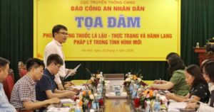 Đề xuất tăng nặng mức xử phạt, siết khâu bán lẻ để chặn thuốc lá lậu