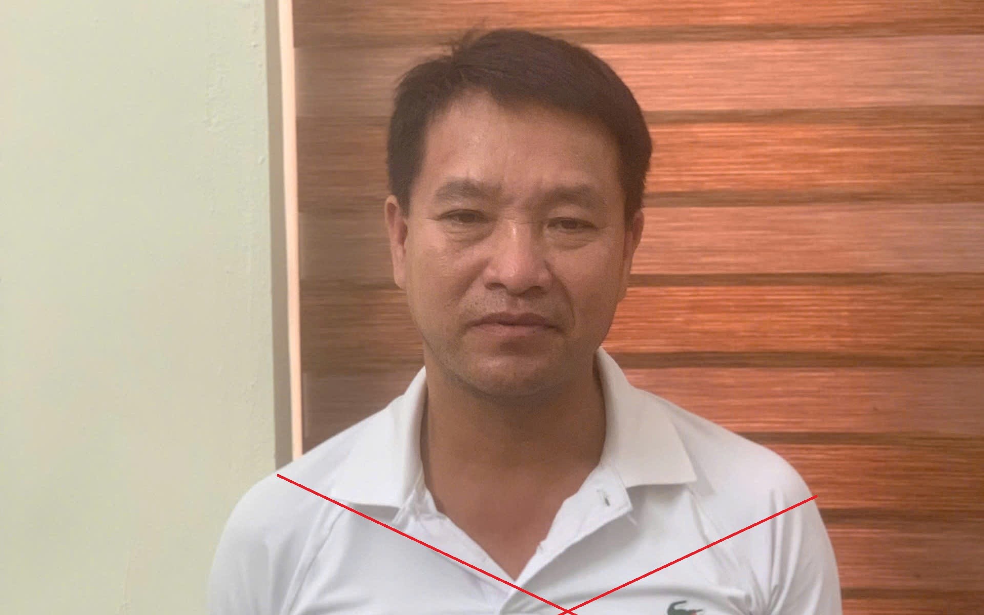 Tài xế taxi bị tố quan hệ tình dục nhiều lần với nữ nhân viên 14 tuổi làm ở quán karaoke- Ảnh 2.