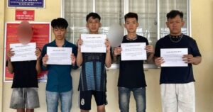 Sau cuộc nhậu, nhóm thanh thiếu niên mang dao đi giải quyết mâu thuẫn, người vô can lãnh hậu quả