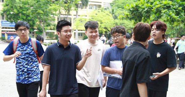 22 chứng chỉ ngoại ngữ được miễn thi tốt nghiệp THPT từ năm 2026