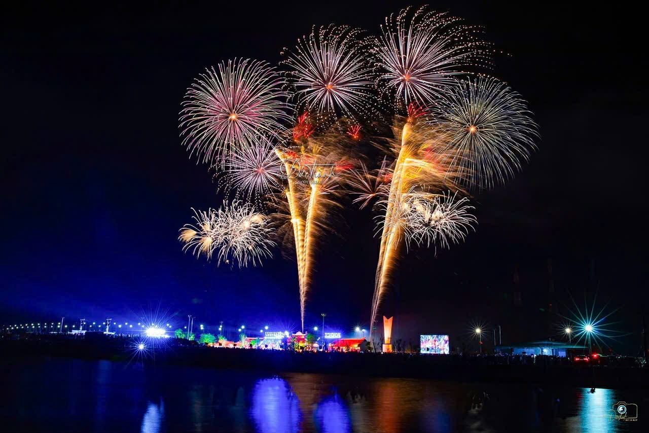 Chiêm ngưỡng Di tích Bến phà Gianh: 'Tọa độ lửa' xưa khoác lên mình diện mạo mới- Ảnh 10.