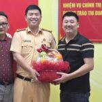 CSGT Quảng Ninh dùng xe đặc chủng mở đường đưa sản phụ chuyển dạ đến viện cấp cứu