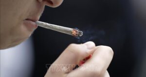 Anh cấm hút thuốc vĩnh viễn đối với người sinh sau ngày 1/1/2009