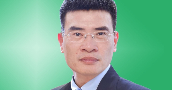 Ông Dương Mạnh Sơn làm Chủ tịch Tổng công ty Dầu Việt Nam (PVOIL)