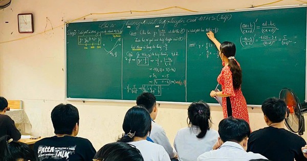 Học sinh lớp 12 tận dụng kỳ nghỉ lễ để ‘tăng tốc’