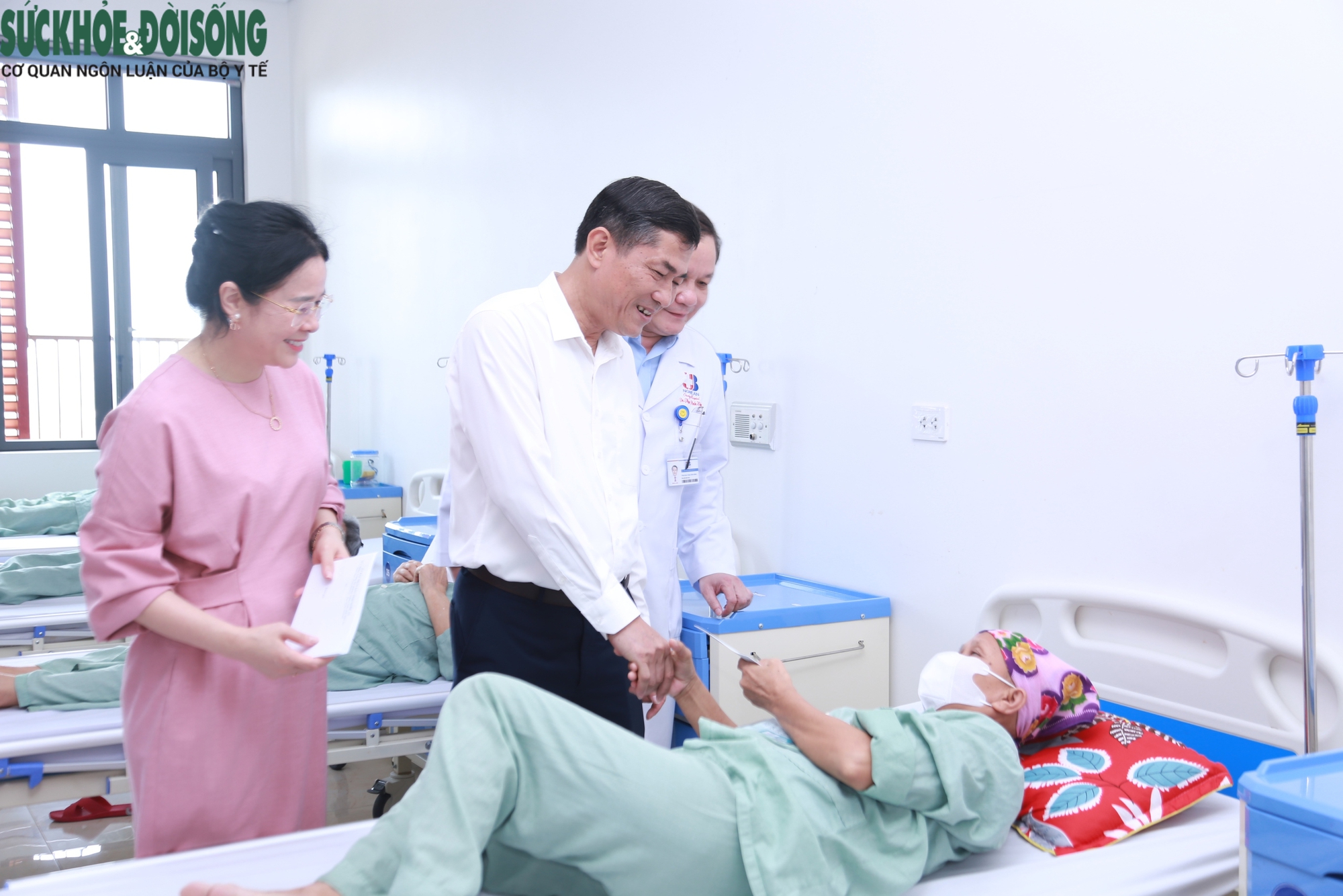 Nghệ An gỡ 'nút thắt' cho Bệnh viện Ung bướu, hướng tới trung tâm điều trị chuyên sâu- Ảnh 6.