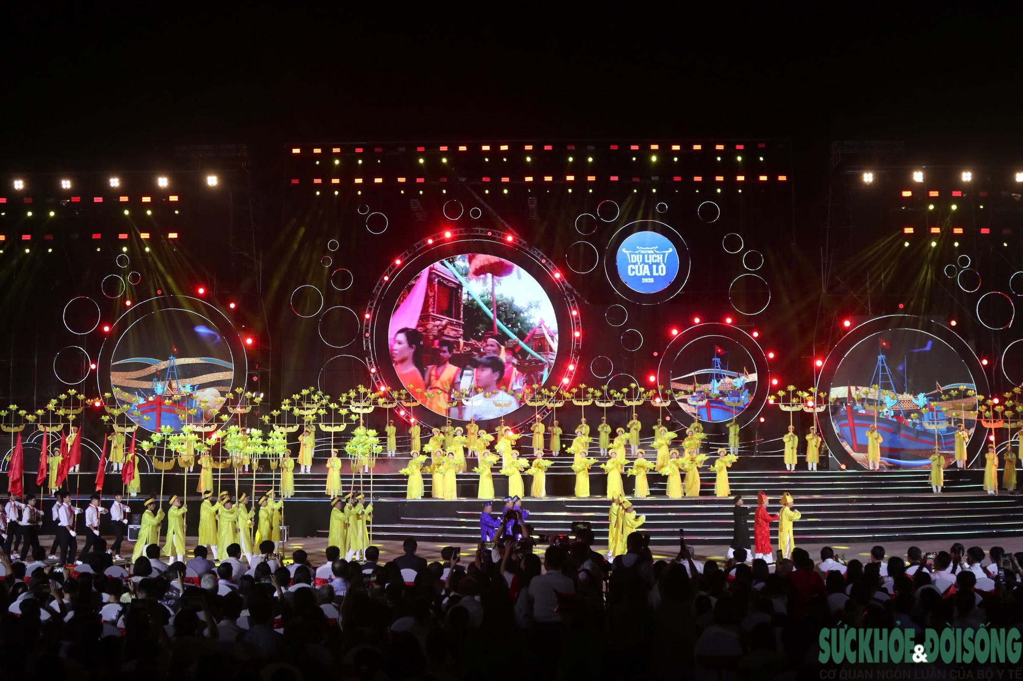 Festival biển Cửa Lò sôi động với 'Bốn mùa biển gọi'- Ảnh 10.