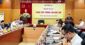 Bộ Nội vụ chuẩn bị kỹ lưỡng, đề xuất các phương án cụ thể về cải cách tiền lương