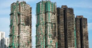 Hàng nghìn người được trở lại nhà sau thảm kịch cháy chung cư ở Hong Kong (Trung Quốc)