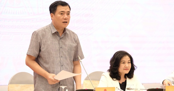 Thứ trưởng Bộ Công Thương: Đảm bảo nguồn cung xăng dầu đến hết tháng 4/2026