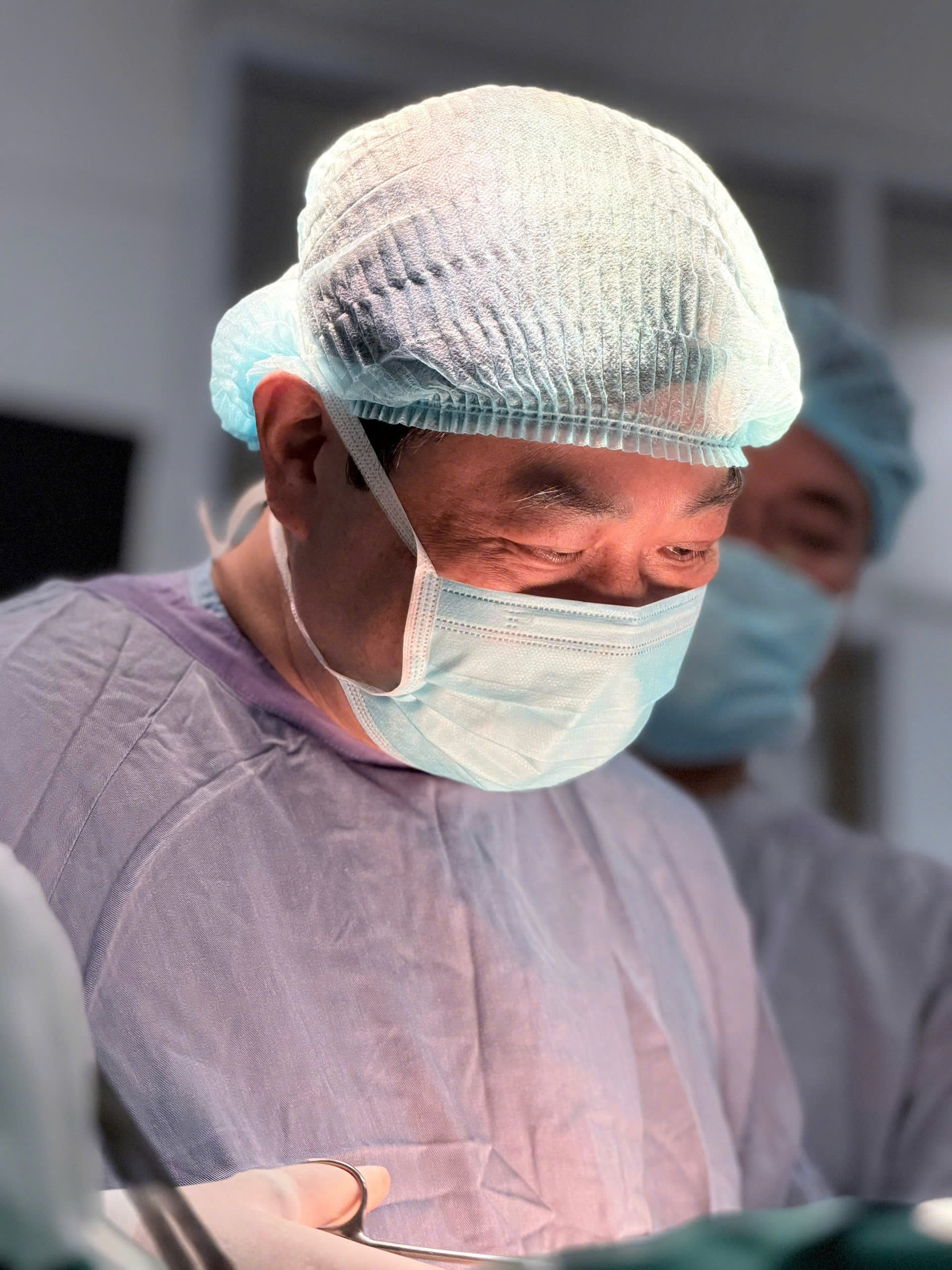 16 ngày, 2 cuộc đại phẫu cứu cụ bà 89 tuổi ở Bệnh viện Việt Đức- Ảnh 4.