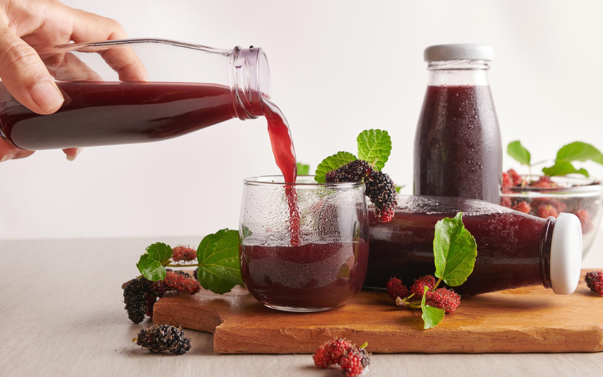 3 nhóm người nên ăn hoặc uống nước dâu tằm