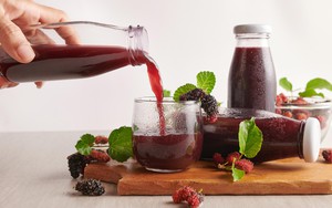 3 nhóm người nên ăn hoặc uống nước dâu tằm