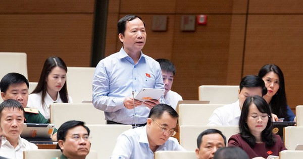 Sớm sắp xếp thôn, tổ dân phố, ban hành chế độ cho lực lượng không chuyên trách