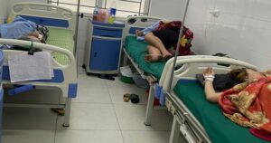 Diễn biến sức khỏe 20 người nghi ngộ độc bánh mì ở Nghệ An