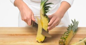 Lý do bạn không nên bỏ phí lõi dứa