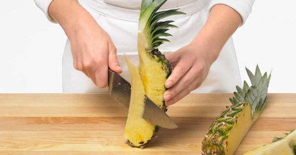 Lý do bạn không nên bỏ phí lõi dứa