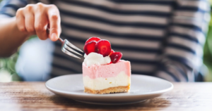 Nên ăn bánh ngọt vào lúc nào để tránh tăng đường huyết?