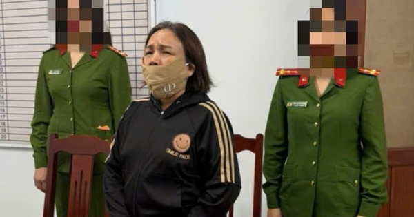 Khởi tố nữ chủ quán bán cà phê giả