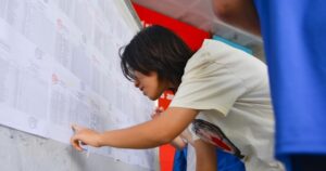 Vì sao điểm cao vẫn trượt đại học?