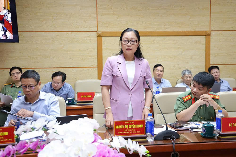 Ngành y tế tập trung thực hiện hiệu quả Nghị quyết 72, tạo đột phá nâng cao chất lượng chăm sóc sức khoẻ nhân dân- Ảnh 11.