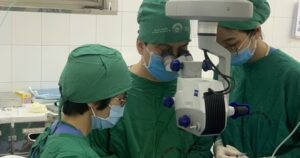 Thiếu giác mạc ghép, công nghệ sinh học mở lối thoát cho người bệnh mù lòa