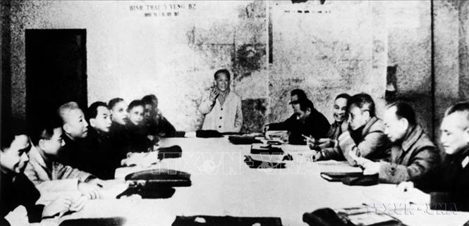 Tầm nhìn chiến lược và dự báo thiên tài của Chủ tịch Hồ Chí Minh về ngày thống nhất đất nước- Ảnh 1.