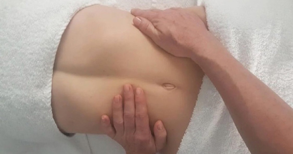 ‘Bí kíp’ massage hỗ trợ giảm mỡ bụng