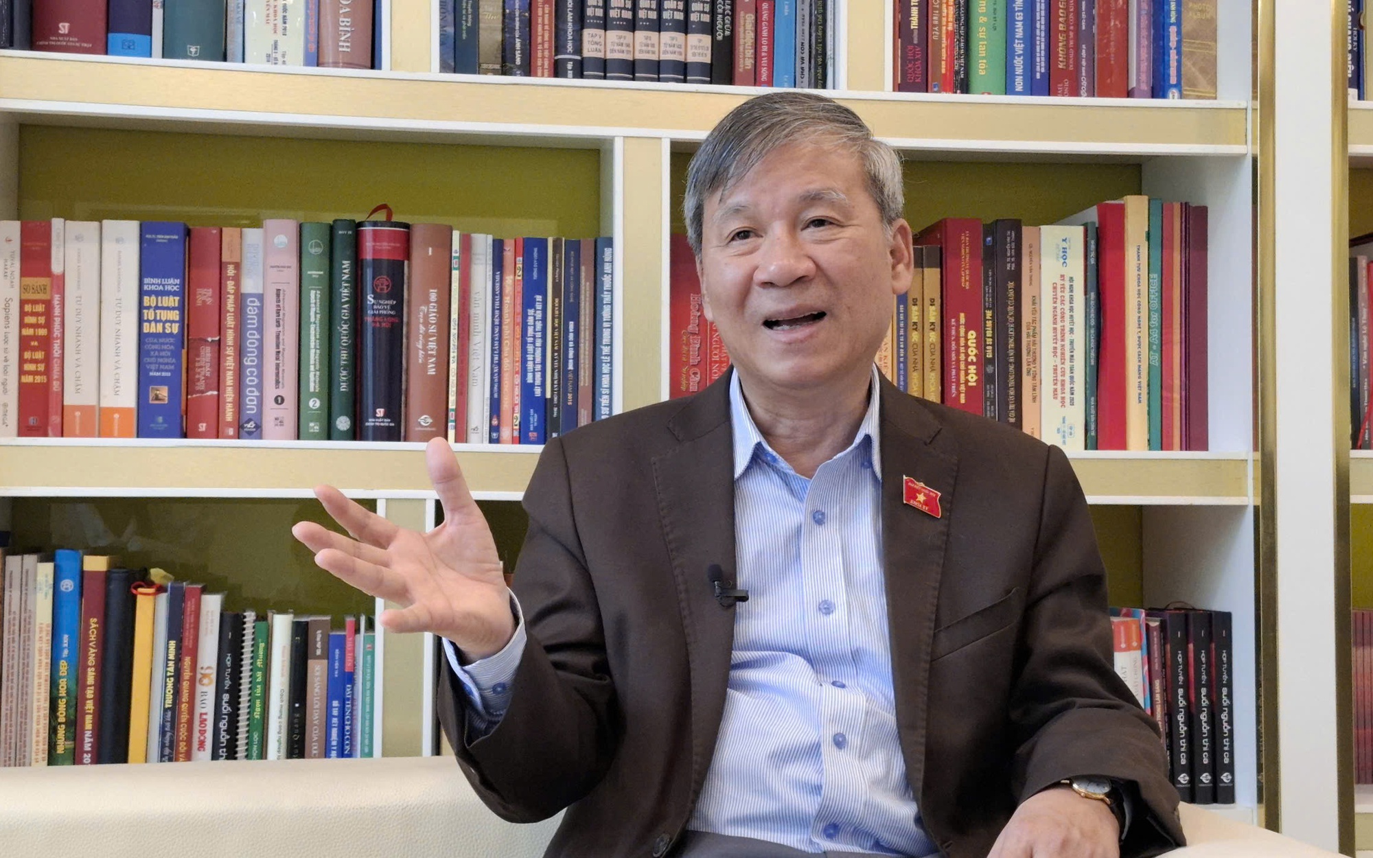 Thịt lợn bẩn 'chễm chệ' trong bữa ăn học đường báo động an toàn xã hội- Ảnh 3.