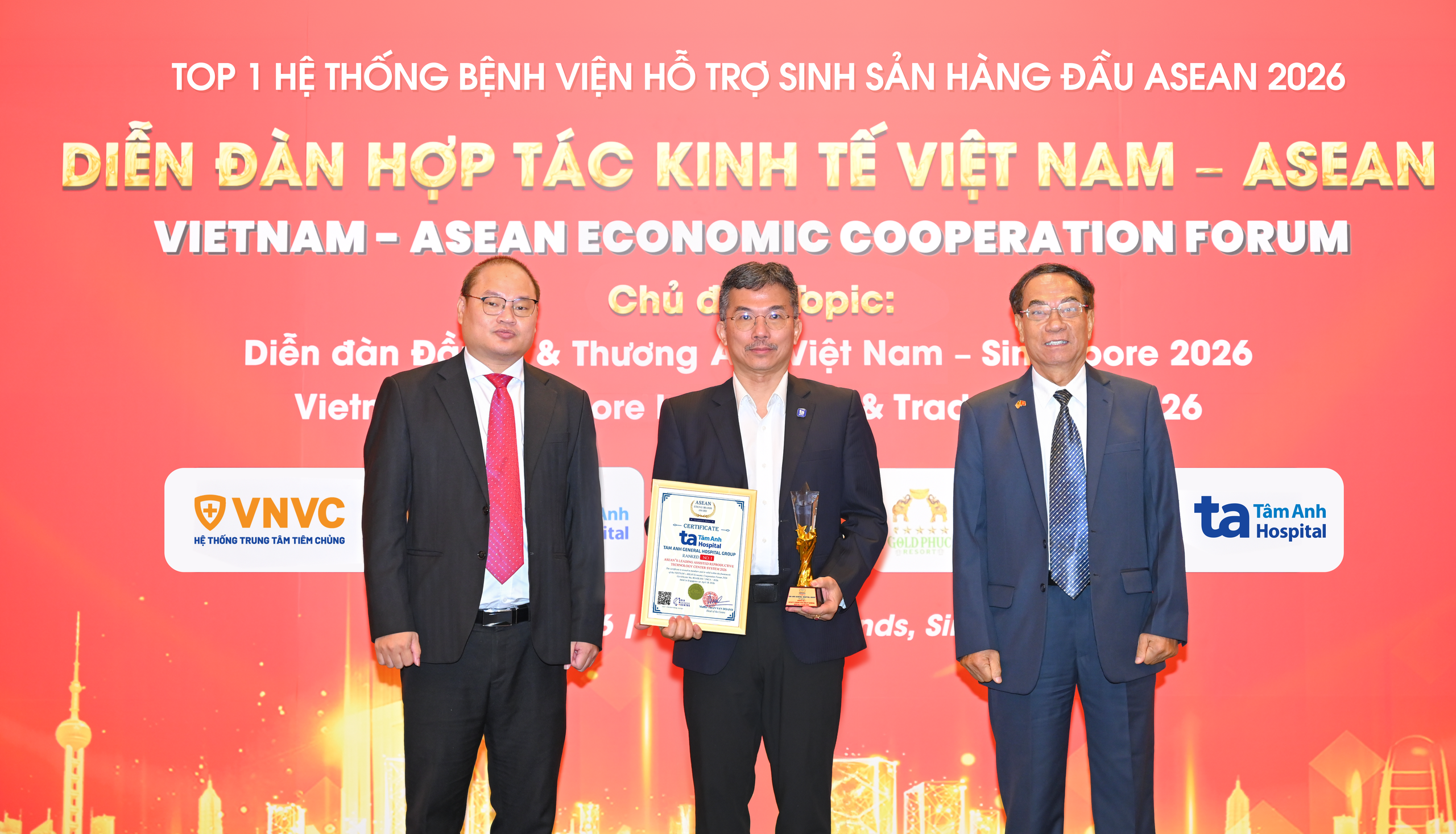 Hệ thống Bệnh viện Tâm Anh được vinh danh top 1 Đông Nam Á về hỗ trợ sinh sản- Ảnh 1.