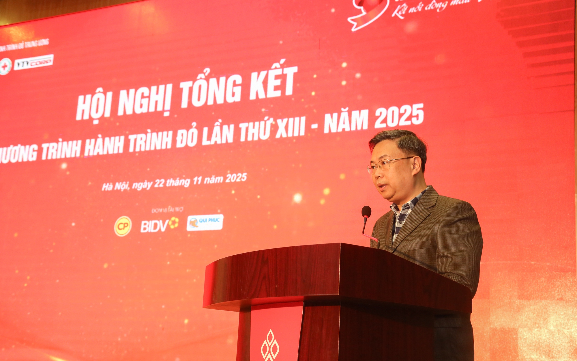 Hơn 1 triệu đơn vị máu được hiến tặng qua 13 năm tổ chức Hành trình Đỏ