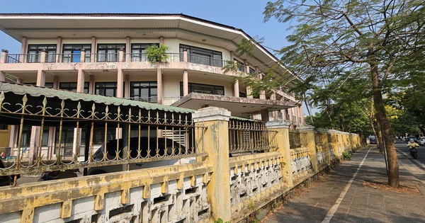 Hiện trạng khu đất ‘vàng’ sắp đấu giá làm tổ hợp thương mại, khách sạn cao cấp ở Huế