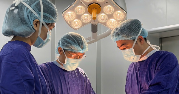 Vinmec Nha Trang tiên phong đưa kỹ thuật phẫu thuật nội soi điều trị ung thư tuyến giáp không sẹo về Khánh Hòa