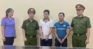 Khởi tố Sằm Văn Học và Sằm Văn Sy vì sử dụng giấy tờ xe, biển số đẹp giả