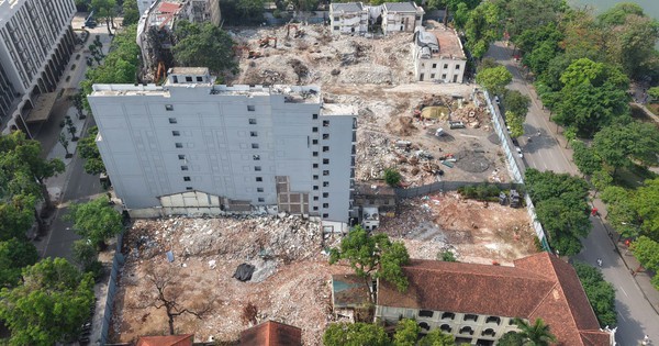 Mặt bằng công viên 2,4 ha ven hồ Hoàn Kiếm dần lộ diện sau 5 tháng giải phóng mặt bằng