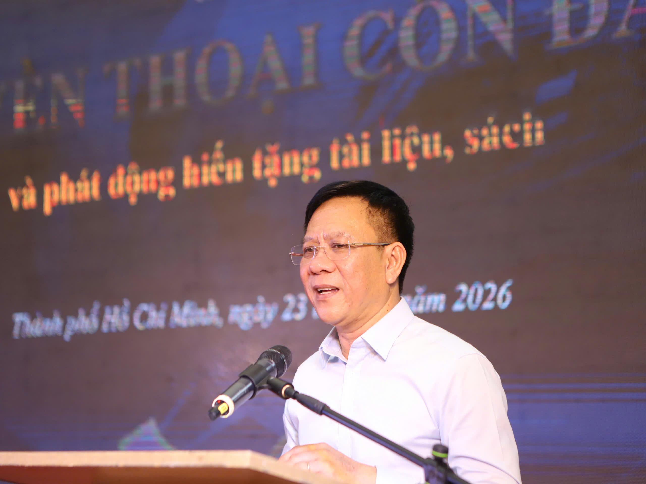 Tủ sách ‘Huyền thoại Côn Đảo’ khơi dậy niềm tự hào từ ký ức lịch sử- Ảnh 2.