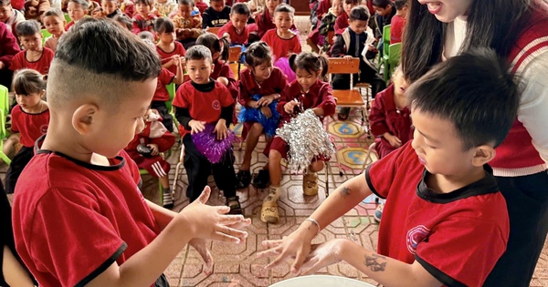 Dập ổ dịch thủy đậu ở xã vùng biên Quảng Trị