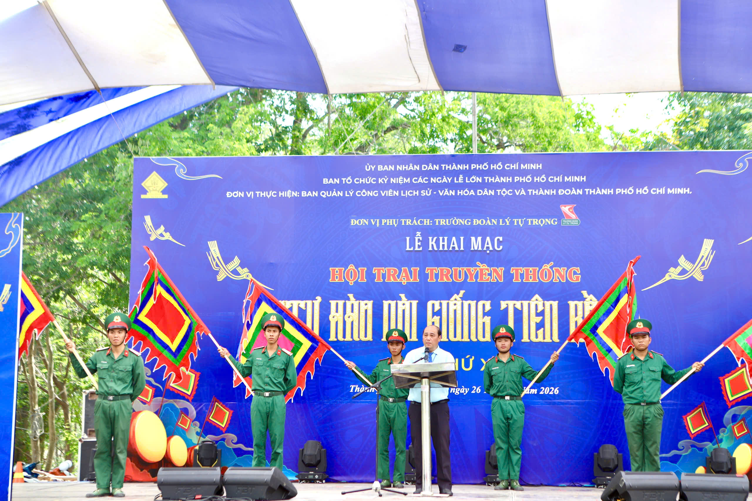 Khai mạc Hội trại truyền thống 'Tự hào nòi giống Tiên Rồng'- Ảnh 5.