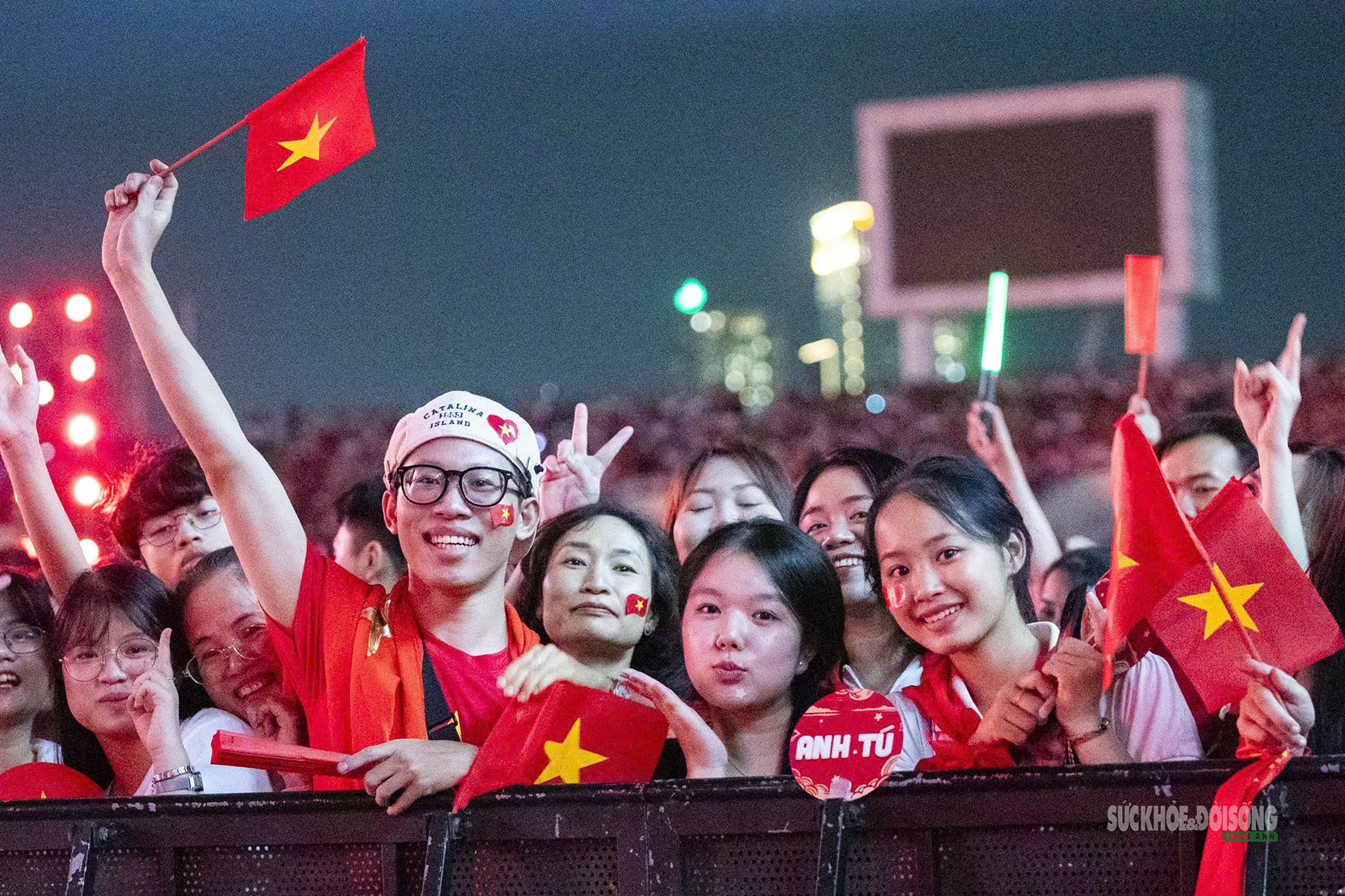 Khoảnh khắc gợi nhớ lễ diễu binh, diễu hành trong 'Âm vang Tổ quốc'- Ảnh 3.