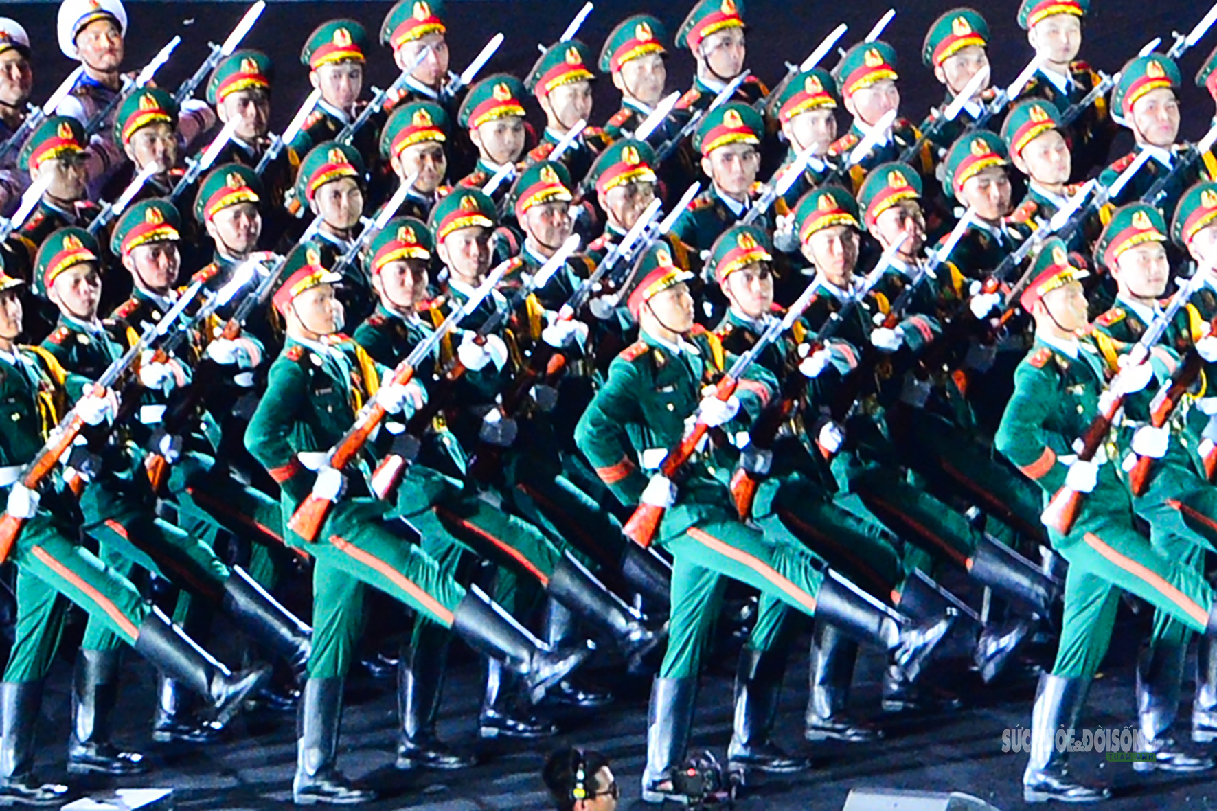 Khoảnh khắc gợi nhớ lễ diễu binh, diễu hành trong 'Âm vang Tổ quốc'- Ảnh 7.