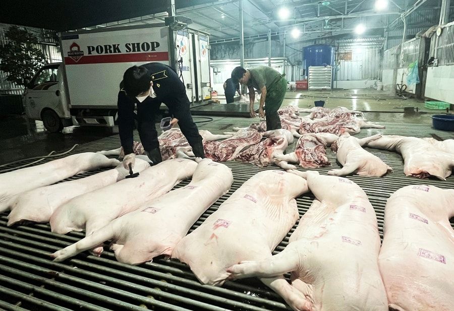 Bài toán kiểm soát bữa ăn trường học từ vụ 300 tấn thịt lợn bệnh- Ảnh 1.