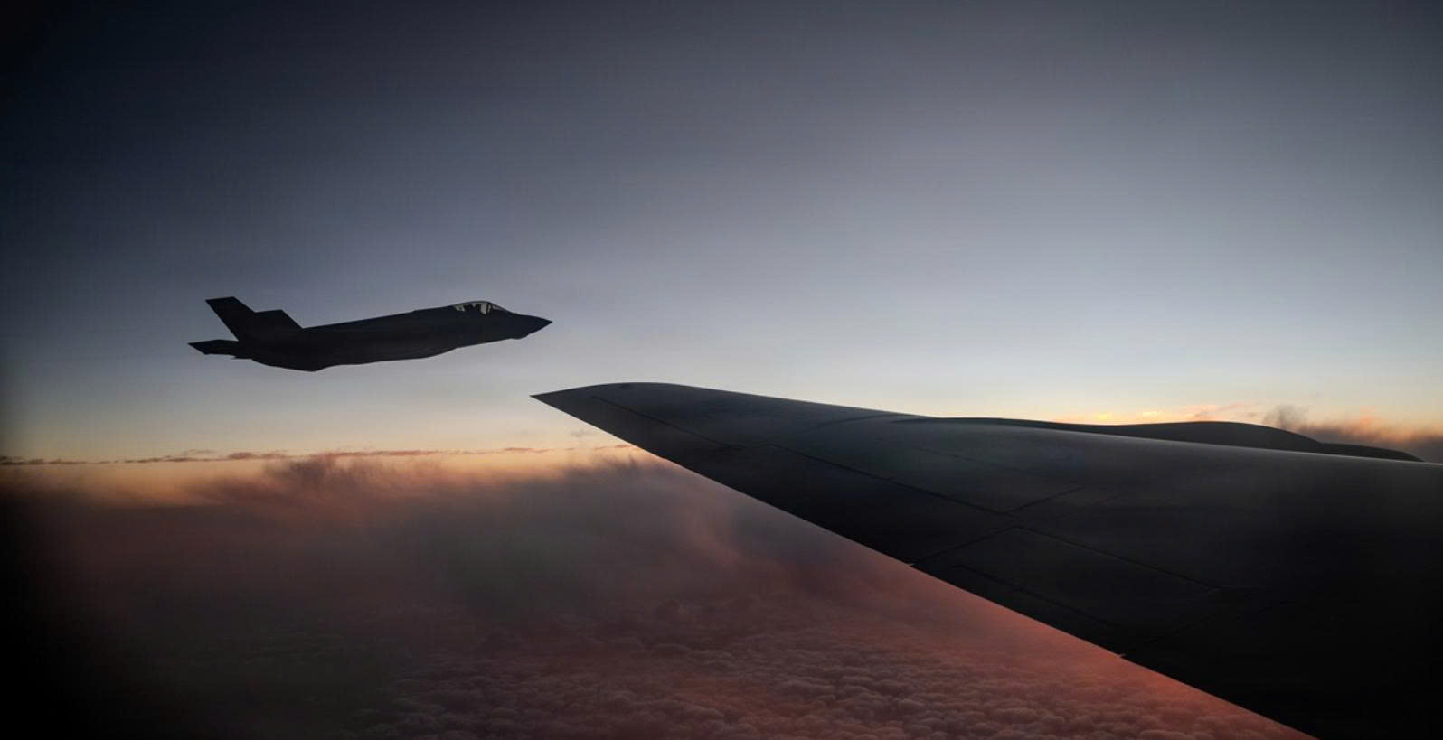 Máy bay của Không quân Mỹ 'nhìn thấy' nhau như thế nào?- Ảnh 1.