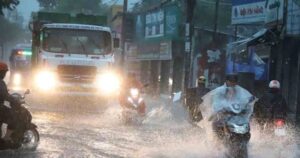 Miền Bắc có không khí lạnh gây mưa dông dài ngày