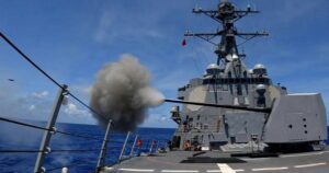 Ông Trump ra lệnh ‘bắn và tiêu diệt’ tất cả tàu của Iran rải thủy lôi ở eo biển Hormuz